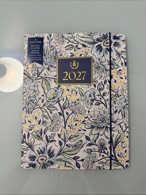 NWT Simplified 17-Month 2027 Monthly Planner